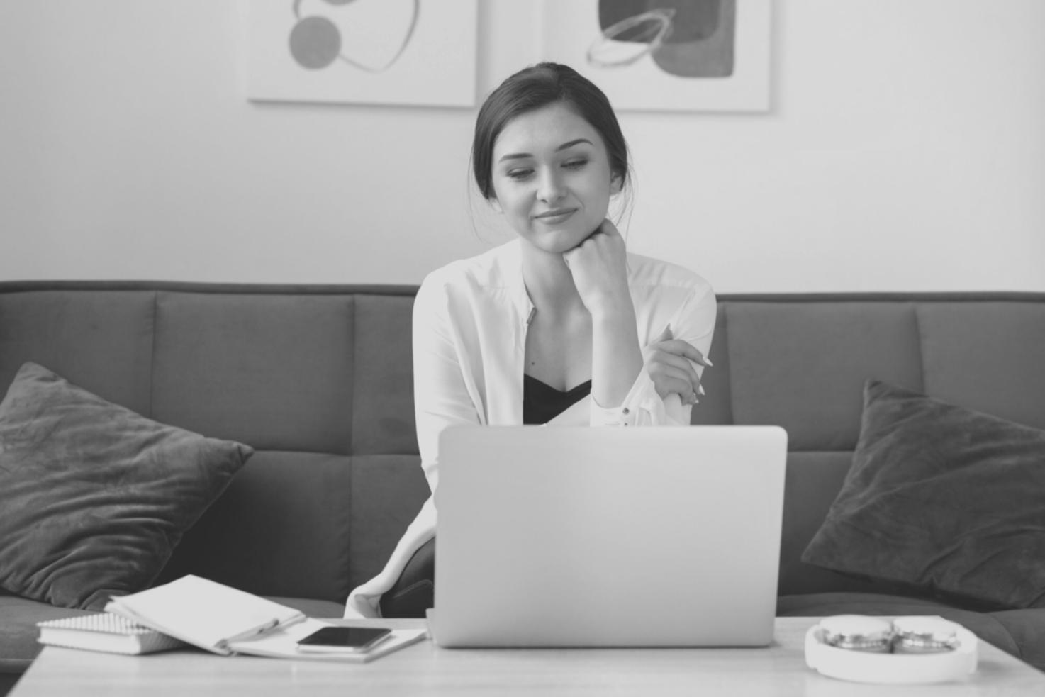 Modern learning environment with financial education materials and digital tools